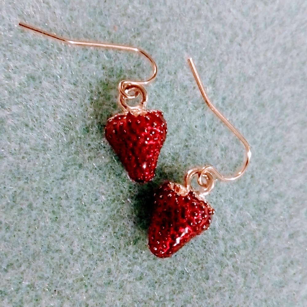 Handmade Red and Gold Strawberry Earrings - Picture 2 of 3